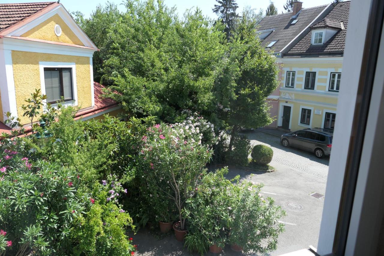 Hotel Mediterraneo Ybbs an der Donau Extérieur photo
